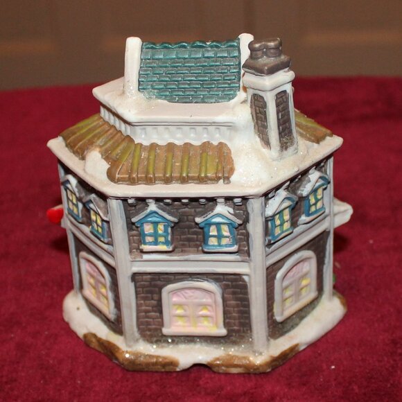 Vintage Cobblestone Corners Christmas Village Restaurant - Picture 5 of 5